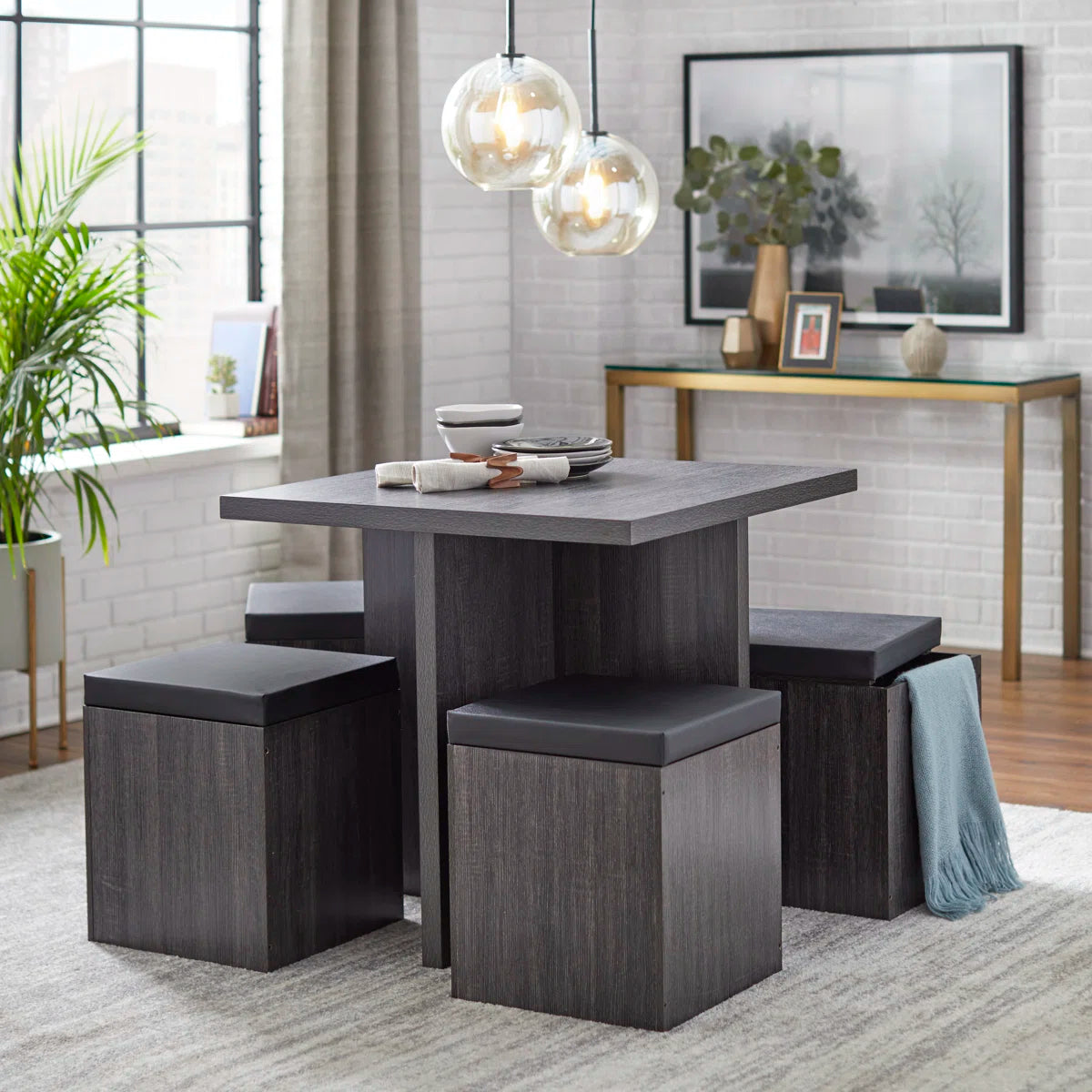 Badillo Dining Set 4 Seater