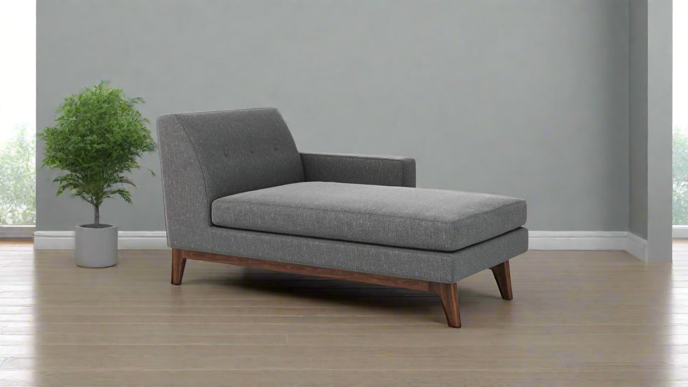 Nicole Chaise Lounger