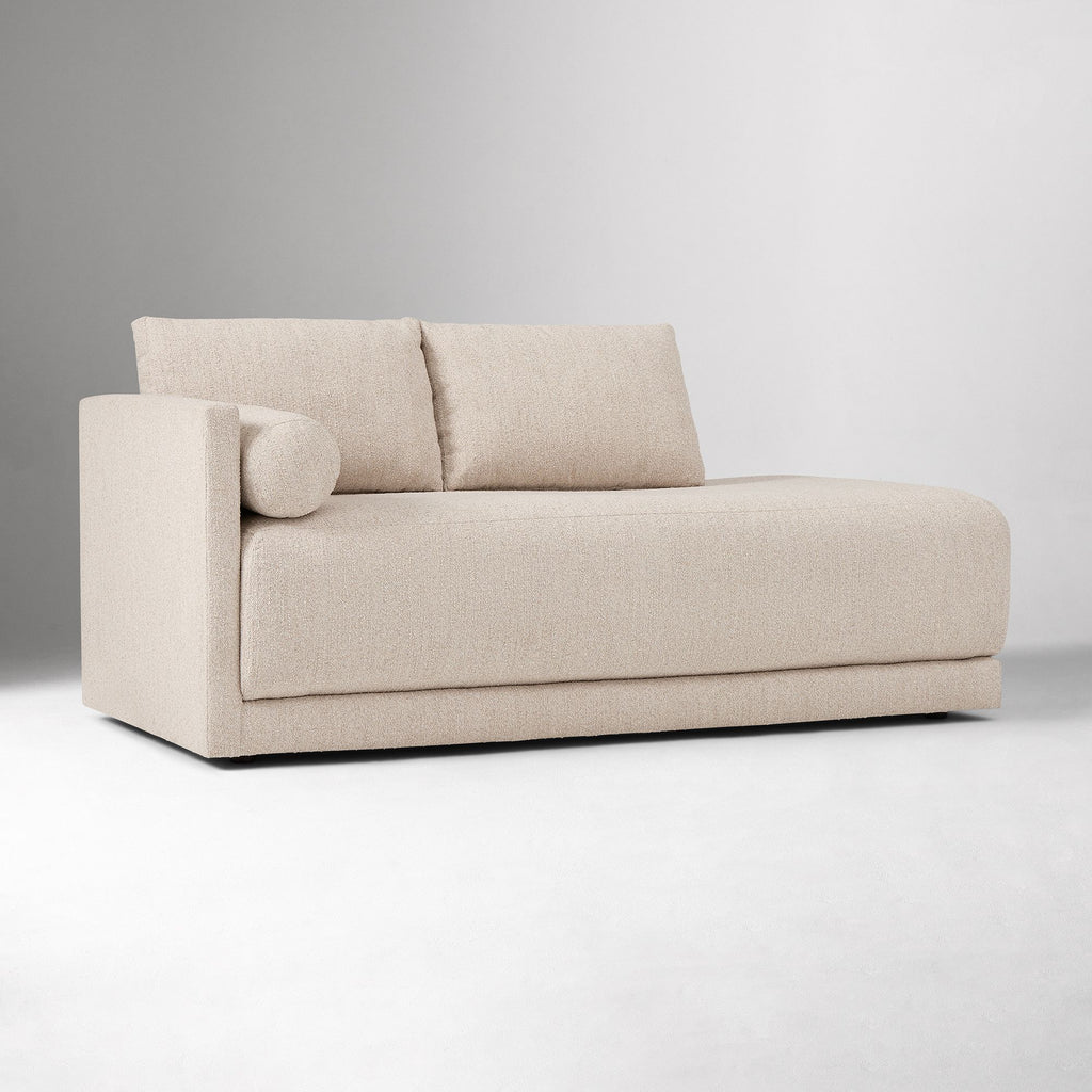 Que Riggins Riggins Boucle Chaise Lounge Sofa – Treeboat