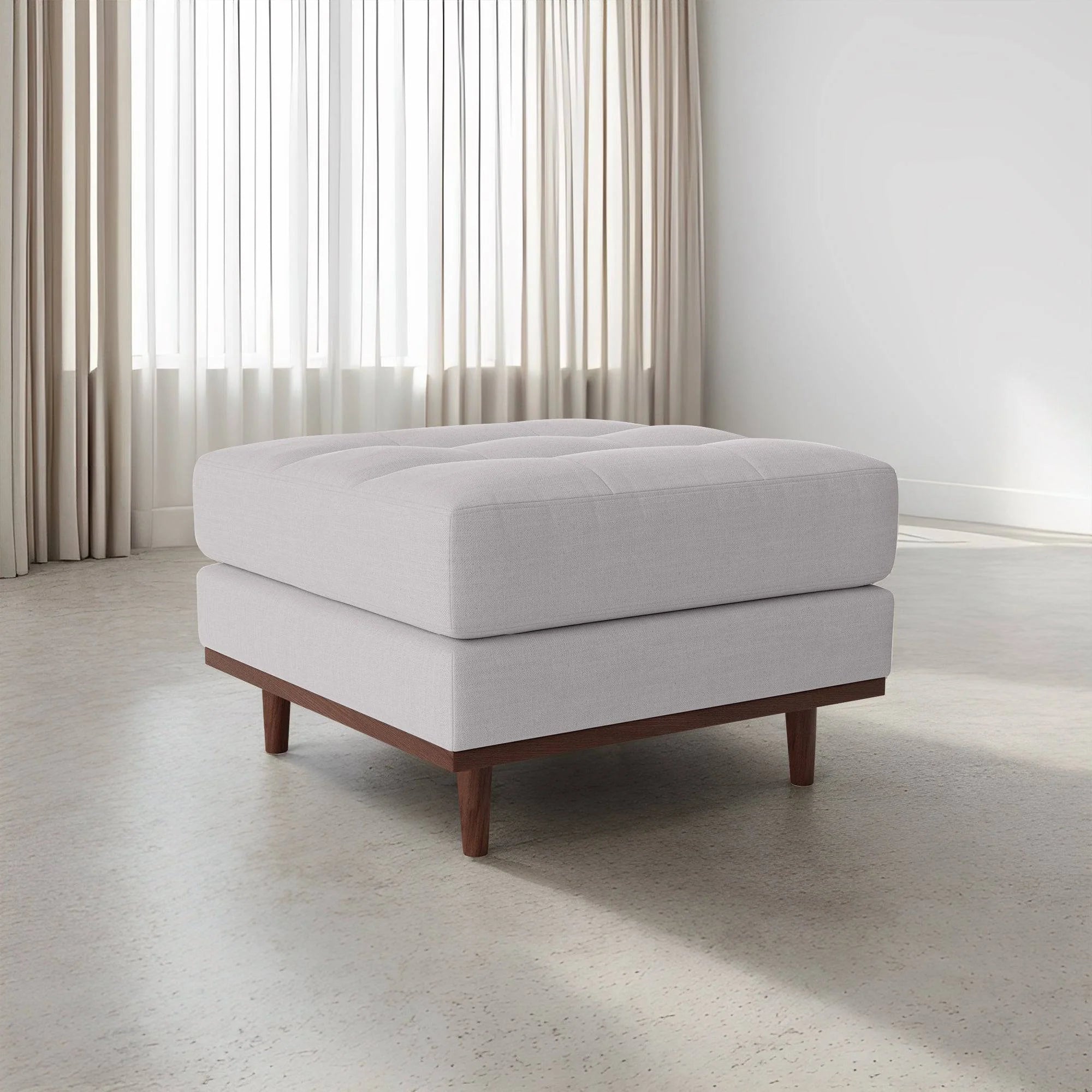 August Ottoman
